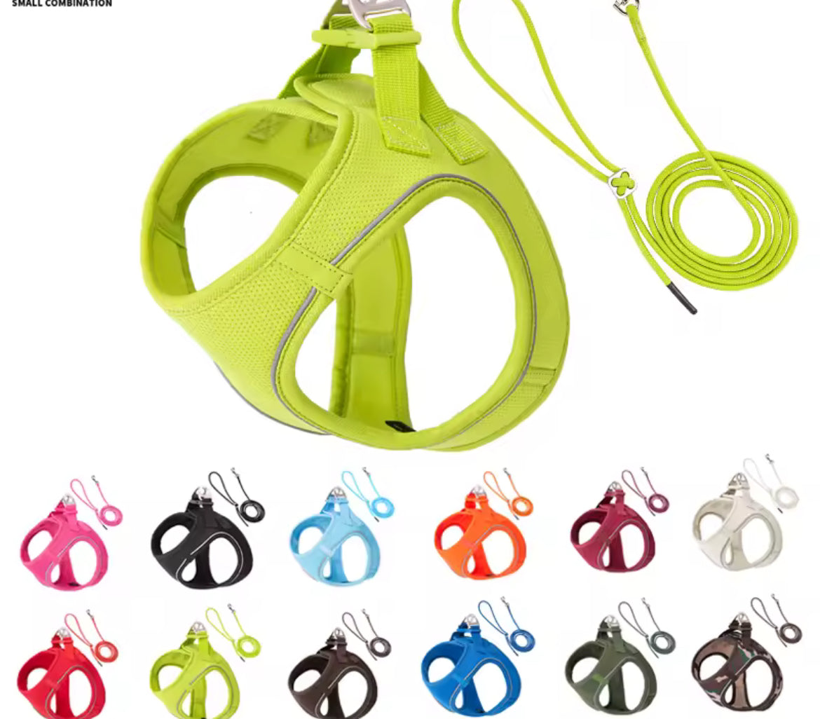 Pet harness, mainly for dogs but works for cats as well!